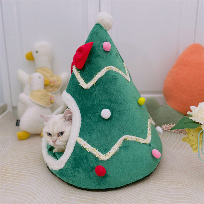 Cozy Pine Cat Nest